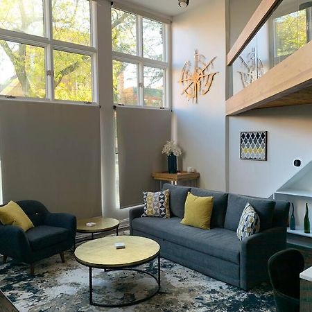 Апартаменты Lincoln Park Light-Filled Loft Чикаго Экстерьер фото